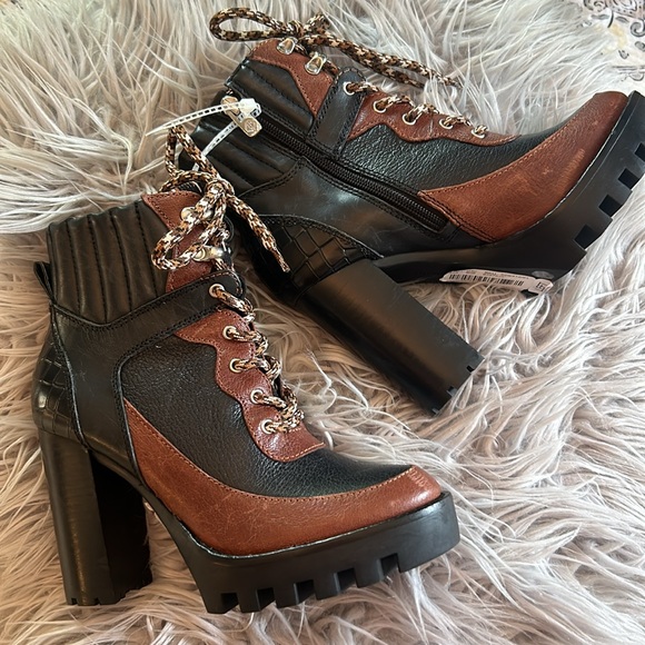 Antonio Melani Lug High-heeled Bootie - Picture 1 of 6
